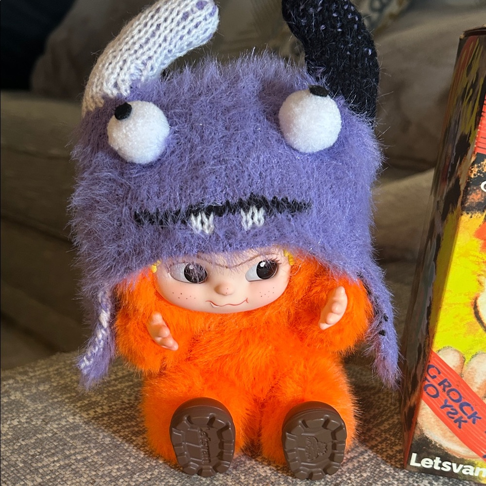 Wakuku Y2K fuzzy Doll Bag Charm